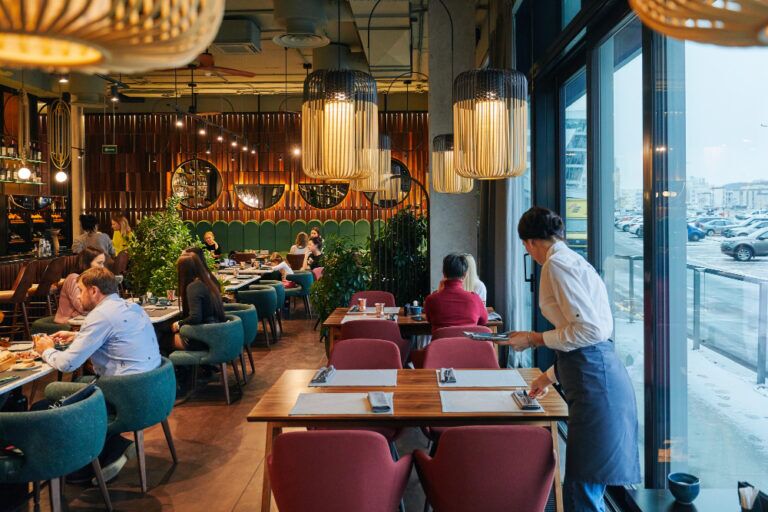 Promoting A Restaurant On Twitter
